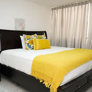 https://onyx-luxury-hotel.comcaribbean.com