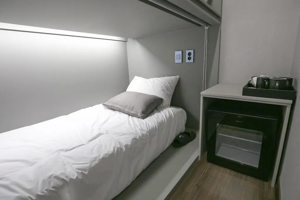 Philstay Myeongdong Station Seul