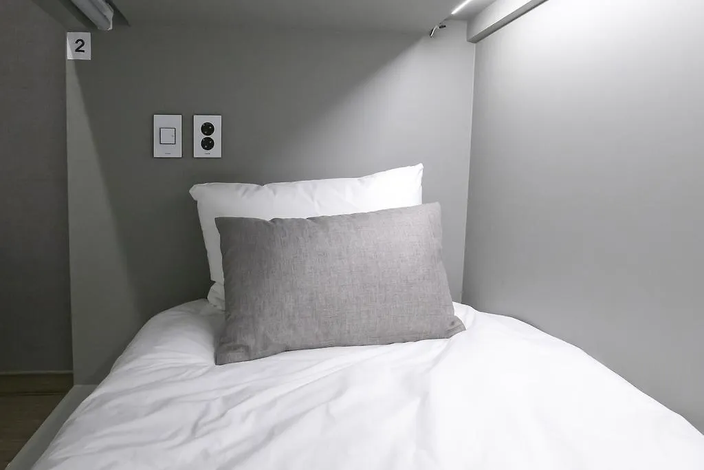 Konukevi Philstay Myeongdong Station Seul